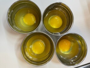 eggs for poaching - robs little kitchen