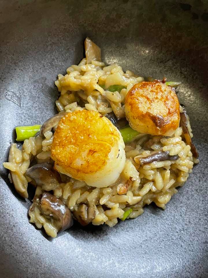 Risotto with Wild Mushrooms and Seared Scallops